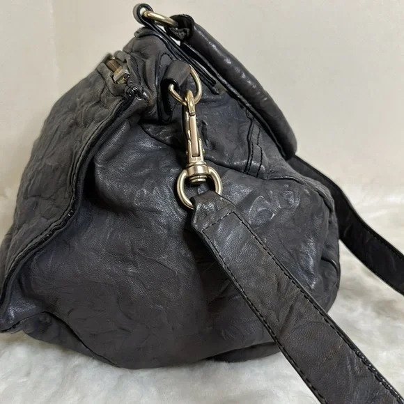 💯Authentic Givenchy Pandora Handbag🍀 - Picture 14 of 15